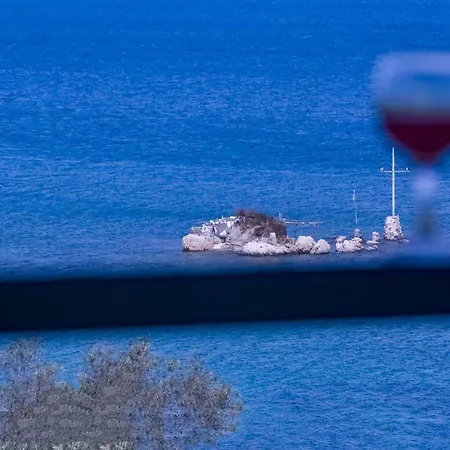 Elena Guest house Agios Nikolaos (Corfu)